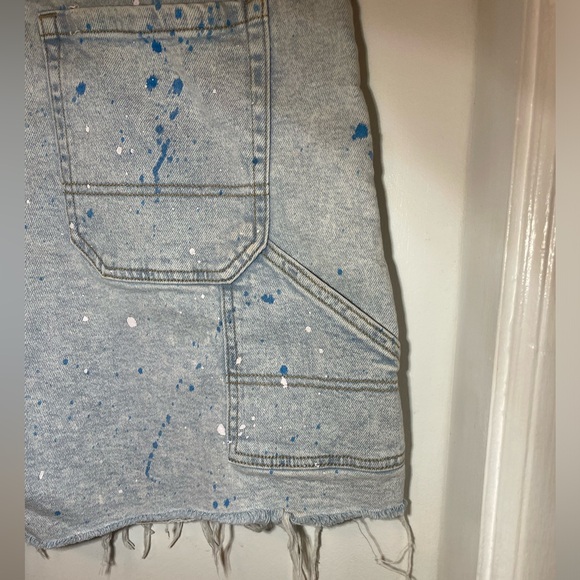 Paint Splatter Cut-Off Jean Shorts - Picture 7 of 10